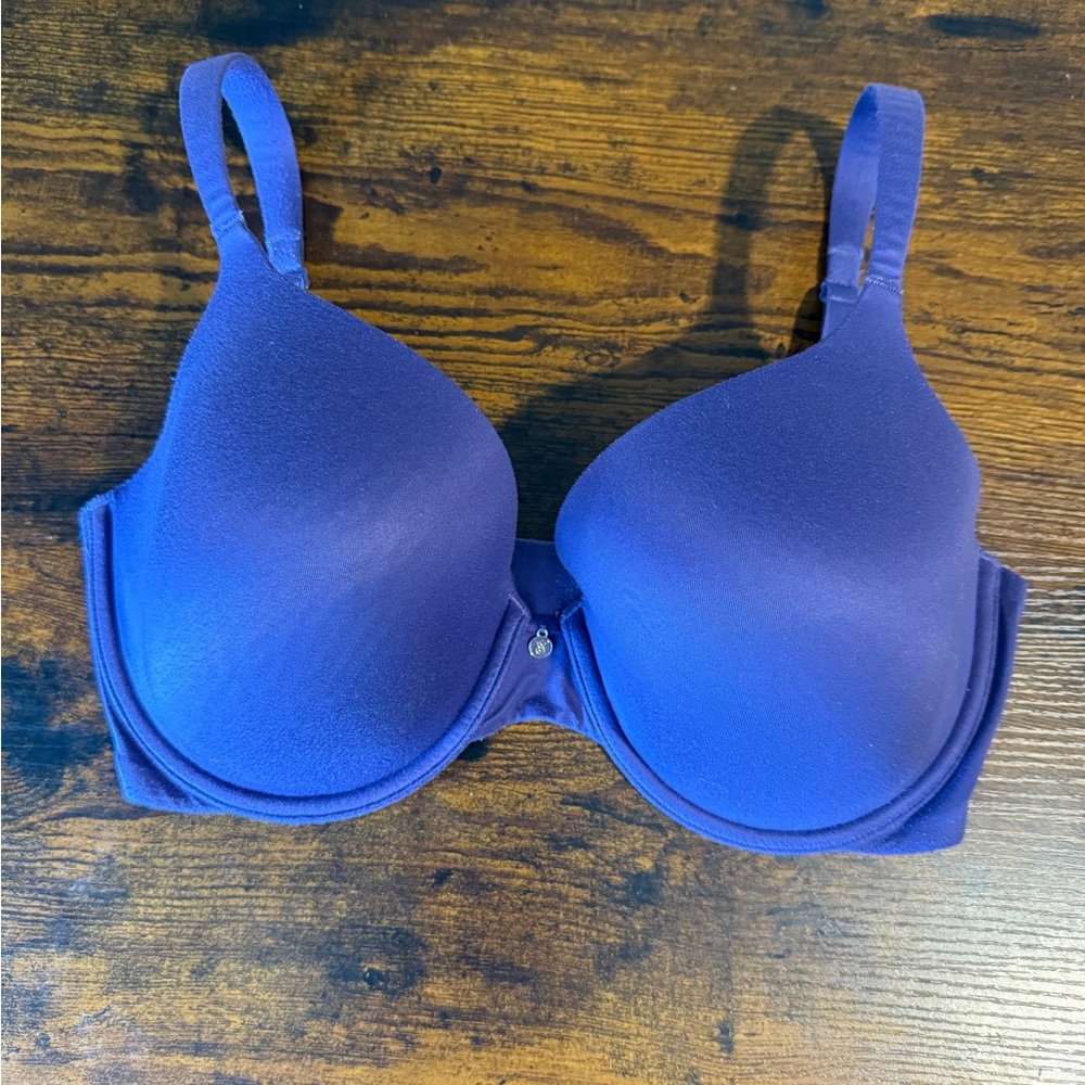 Victoria's Secret Purple Underwire Bra Seamless Design